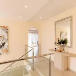 Spacious Victoria Heated Pool Villa *