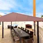 Spacious Victoria Heated Pool Villa