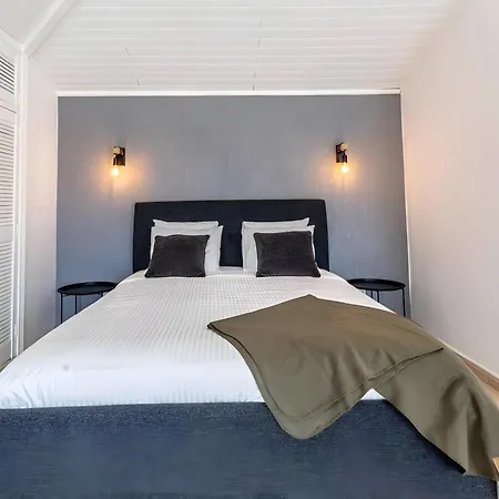 别墅 Spacious Victoria Heated Pool 卡亚俄萨尔瓦赫