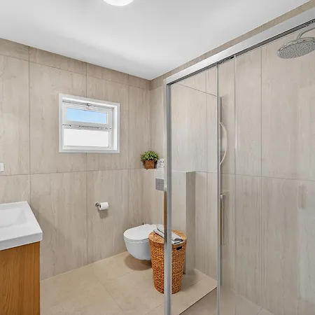 Spacious Victoria Heated Pool 别墅 卡亚俄萨尔瓦赫