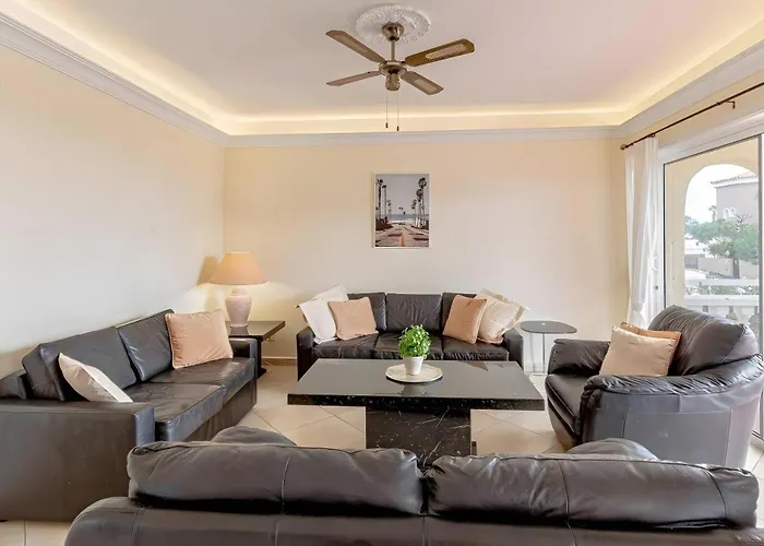 Villa Spacious Victoria Heated Pool Callao Salvaje